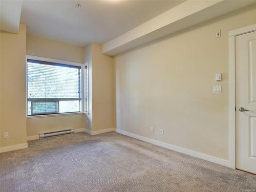 308-201 Nursery Hill Dr, View Royal, BC - Indoor Photo Showing Other Room