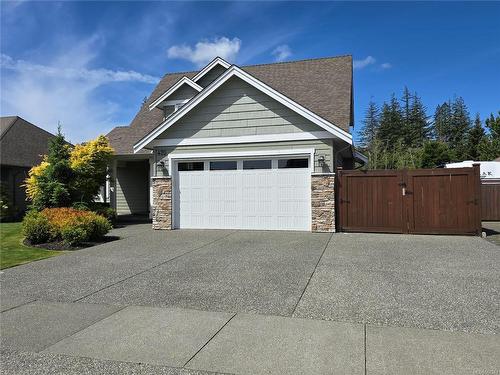 470 Legacy Dr, Campbell River, BC - Outdoor With Backyard