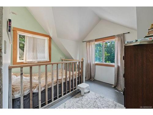 3 Main Rd, Lasqueti Island, BC - Indoor Photo Showing Other Room