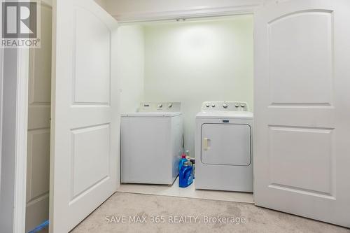3738 Stewart Ave, London, ON - Indoor Photo Showing Laundry Room