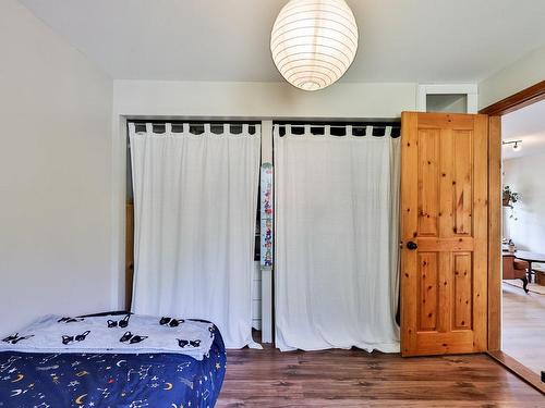 Bedroom - 2275 Mtée Predeal-Trudeau, Val-David, QC - Indoor Photo Showing Bedroom