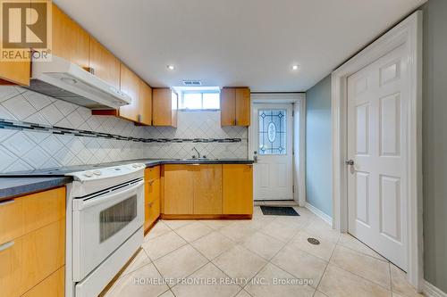 41 Chichester Rd, Markham, ON - Indoor Photo Showing Kitchen