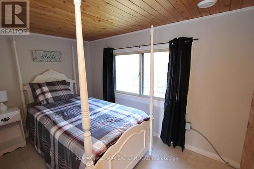 100 Silver Maple Lane, Marmora And Lake, ON - Indoor Photo Showing Bedroom