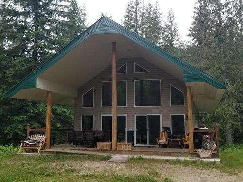 1625 Acorn Road, Seymour Arm, BC - Outdoor