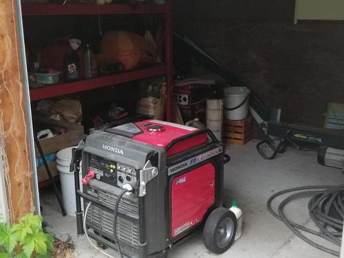 1625 Acorn Road, Seymour Arm, BC - Indoor Photo Showing Garage