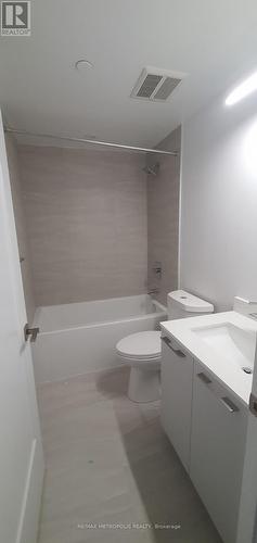 4001 - 8 Water Walk Drive, Markham, ON - Indoor Photo Showing Bathroom
