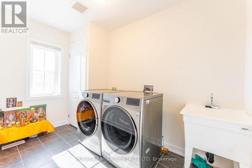 96 Bellhouse Avenue, Brantford, ON - Indoor Photo Showing Laundry Room