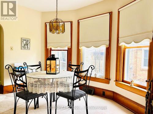 30 Phipps Street, Fort Erie, ON - Indoor Photo Showing Dining Room