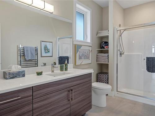 865 Timberline Dr, Campbell River, BC - Indoor Photo Showing Bathroom