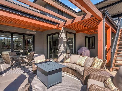 865 Timberline Dr, Campbell River, BC - Outdoor With Deck Patio Veranda With Exterior