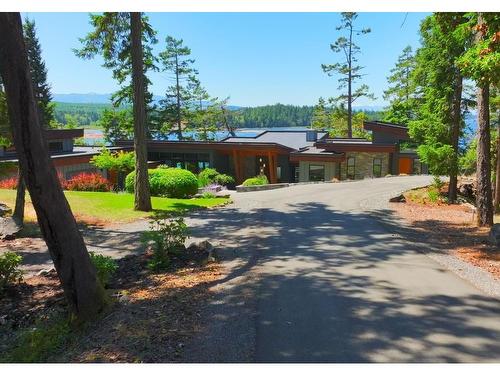 1735 Claudet Rd, Nanoose Bay, BC - Outdoor