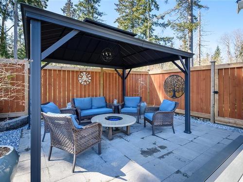 269 Spindrift Rd, Courtenay, BC - Outdoor With Deck Patio Veranda With Exterior