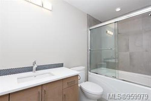2136 Champions Way, Langford, BC - Indoor Photo Showing Bathroom