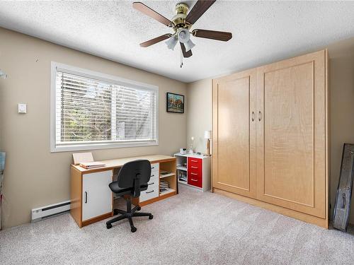 1594 Admiral Tryon Blvd, French Creek, BC - Indoor Photo Showing Other Room