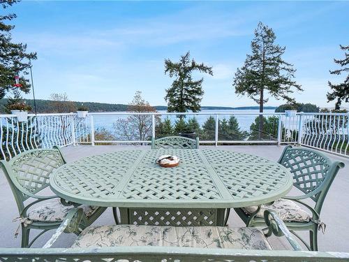 1424 Seaspray Blvd, Nanaimo, BC - Outdoor With Body Of Water With Deck Patio Veranda With View