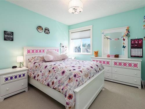2055 Sussex Dr, Courtenay, BC - Indoor Photo Showing Bedroom
