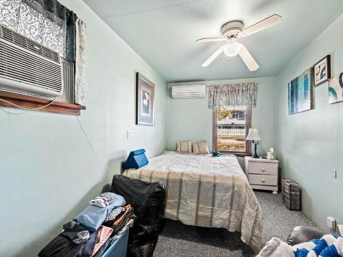 185 Yew Street, Kamloops, BC - Indoor Photo Showing Bedroom