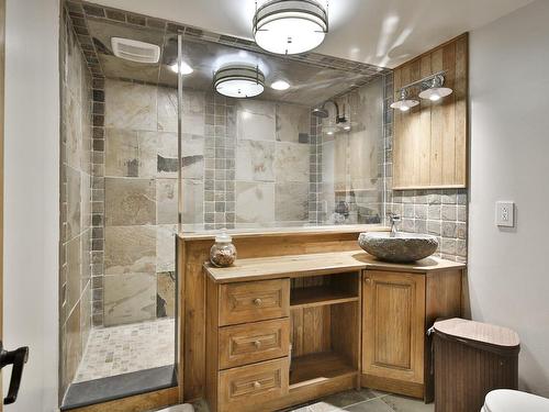 Salle de bains - 2045 Rue Murray Bay, Mascouche, QC - Indoor Photo Showing Bathroom