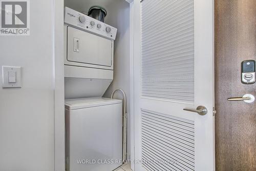 D131 - 333 Sea Ray Avenue W, Innisfil, ON - Indoor Photo Showing Laundry Room
