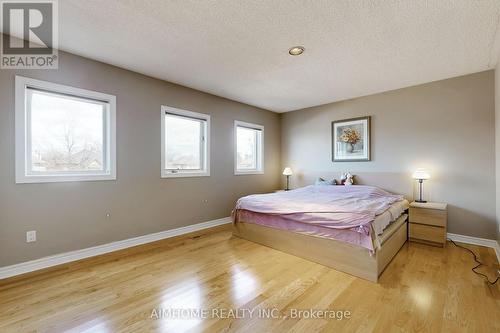 2502 Burnford Tr, Mississauga, ON - Indoor Photo Showing Bedroom