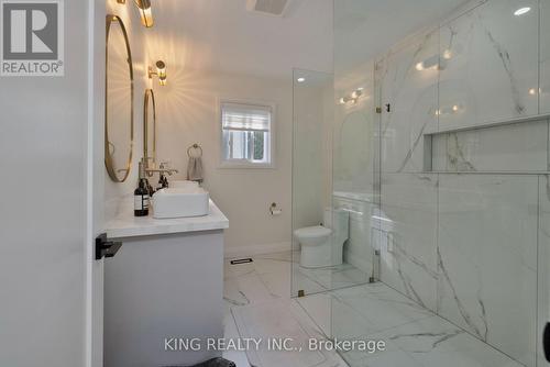 13 Ivan Avenue, Caledon, ON - Indoor Photo Showing Bathroom