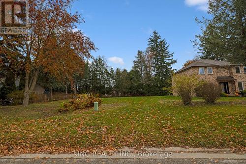 13 Ivan Avenue, Caledon, ON - Outdoor