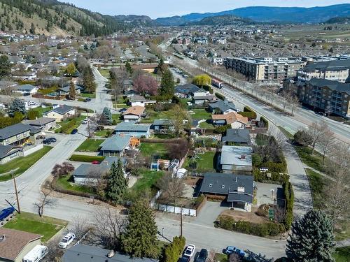 1880 Broadview Avenue, Kelowna, BC - Outdoor With View