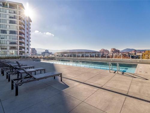 2505-1191 Sunset Drive, Kelowna, BC - Outdoor With In Ground Pool
