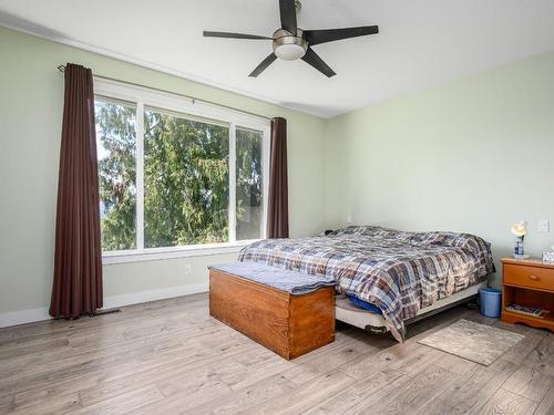 1-5720 Hartnell Road, Vernon, BC - Indoor Photo Showing Bedroom
