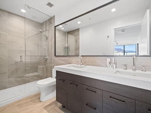 401-1191 Sunset Drive, Kelowna, BC - Indoor Photo Showing Bathroom