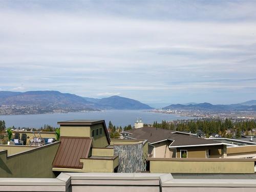 5342 Signet Crescent, Kelowna, BC - Outdoor With Body Of Water With Deck Patio Veranda With View