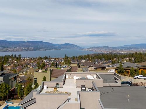 5342 Signet Crescent, Kelowna, BC - Outdoor With Body Of Water With View