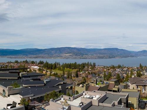 5342 Signet Crescent, Kelowna, BC - Outdoor With Body Of Water With View