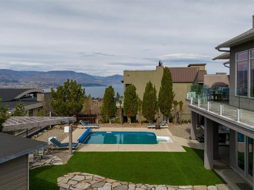 5342 Signet Crescent, Kelowna, BC - Outdoor With In Ground Pool With Backyard