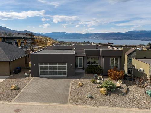 5342 Signet Crescent, Kelowna, BC - Outdoor With Body Of Water