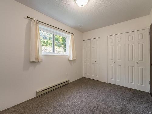 960 Inverness Rd, Saanich, BC - Indoor Photo Showing Other Room