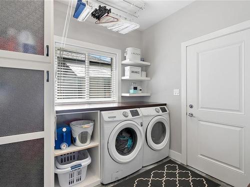 3437 Hopwood Pl, Colwood, BC - Indoor Photo Showing Laundry Room