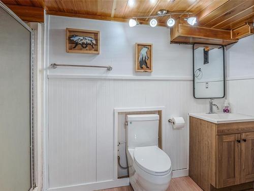 3014 Alberni Hwy, Port Alberni, BC - Indoor Photo Showing Bathroom