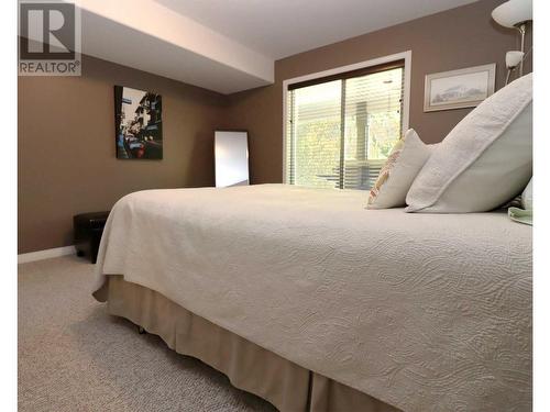 4830 Goodwin Road, Eagle Bay, BC - Indoor Photo Showing Bedroom