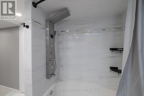 585 Westplain Rd, Greater Napanee, ON - Indoor Photo Showing Bathroom