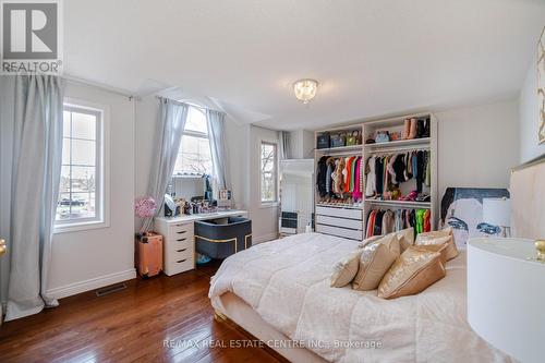 72 Southcreek Drive, Hamilton, ON - Indoor Photo Showing Bedroom
