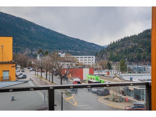 317 - 710 Vernon Street, Nelson, BC - Outdoor With View