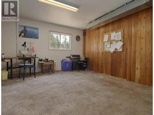 11 Mackenzie Road, Salmon Arm, BC - Indoor Photo Showing Other Room