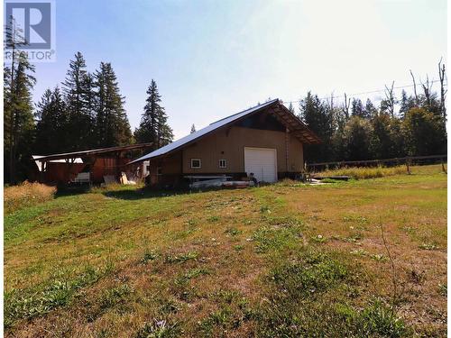 11 Mackenzie Road, Salmon Arm, BC - Outdoor