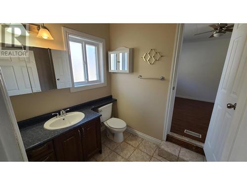6056 Spartan Street, Oliver, BC - Indoor Photo Showing Bathroom