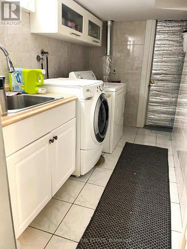 49 Honbury Rd, Toronto, ON - Indoor Photo Showing Laundry Room