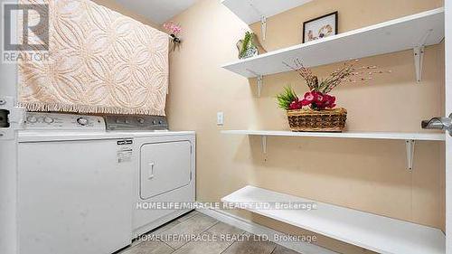 #122 -3455 Morning Star Dr, Mississauga, ON - Indoor Photo Showing Laundry Room
