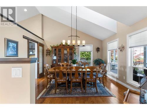 1429-1409 Teasdale Road, Kelowna, BC - Indoor Photo Showing Dining Room