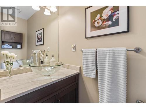 1429-1409 Teasdale Road, Kelowna, BC - Indoor Photo Showing Bathroom