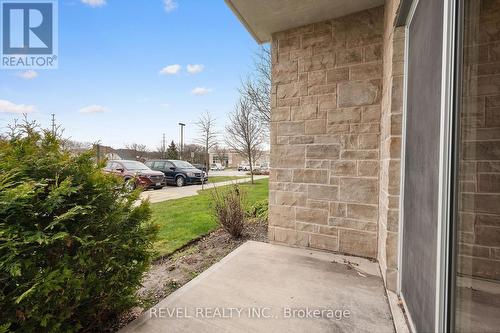 111 - 141 Vansickle Road, St. Catharines, ON - Outdoor
